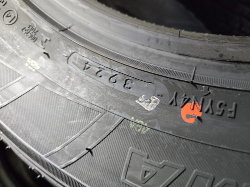 Шины Yokohama 225/65R17 102H Parada Spec-X PA02J TL на tireset.ru